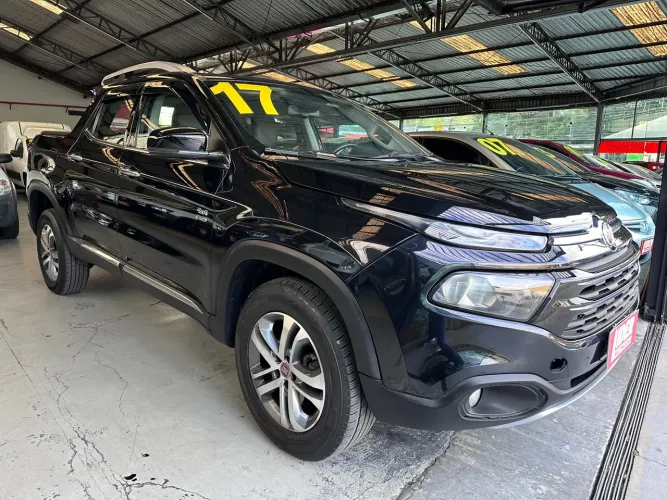 Toro 2.0 Volcano 4x4 diesel automática completa (oferta)