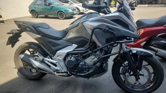 Honda NC 750x 2024 garantia de fábrica impecável
