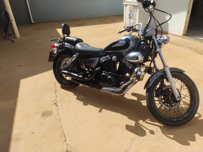 Vendo Virago 250