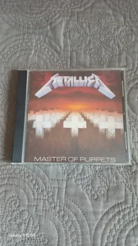 Cd Master of Puppets do Metallica Nacional.