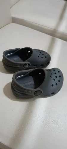 Crocs ORIGINAL Infantil Cinza EXTREMAMENTE Leve