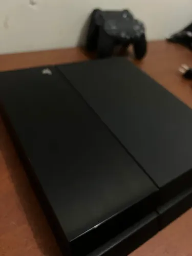 Ps4 Fat 500gb - 02 Controles Originais e + de 50 jogos na nuvem