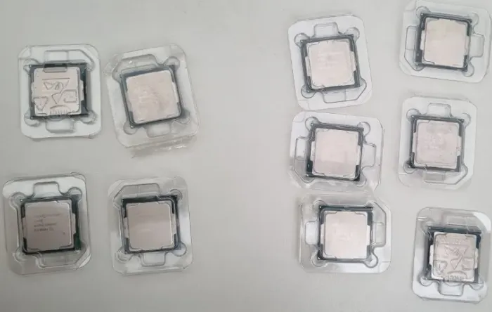 Processadores Pentium G5420 e G4560