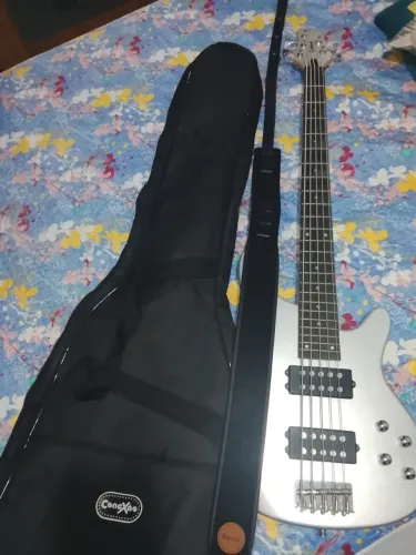 Contrabaixo Waldman GBW 105