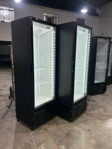 GELADEIRA EXPOSITORA A PRONTA ENTREGA