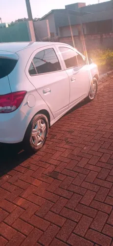 Chevrolet Onix Hatch LT 1.0 8V Flex Power Mec. 4P 2013