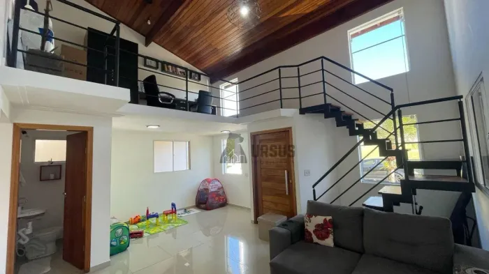 Casa à Venda em Condomínio Fechado em Tremembé | 226m², 4 Dormitórios e Excelente Espaço n