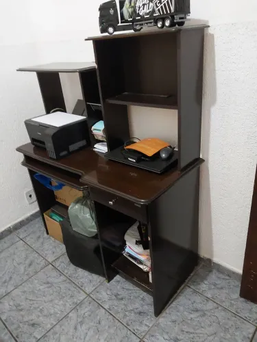 Estante ótimo estado