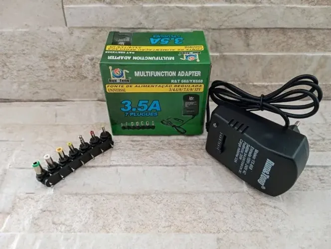 Fonte Universal de 3v a 12v Regulável 7 plugs 3.5A 30W