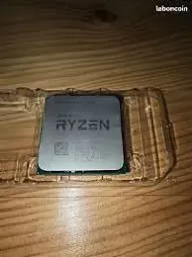 AMD Ryzen 3700X