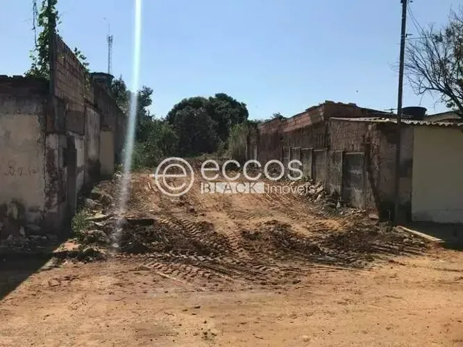 Terreno à venda, Lagoinha - Uberlândia/MG