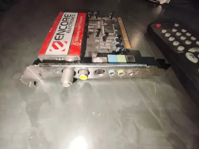 Lote de placas PCI antigas - ideal para técnicos, colecionadores ou projetos retrô.