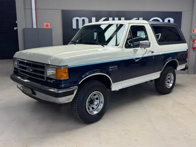 Ford Bronco XLT 1990