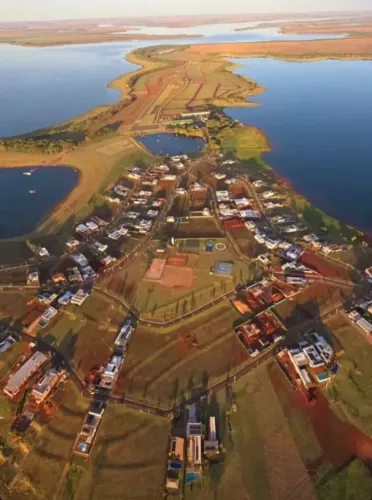 Terreno à venda por R$ 750000.00, 827.96 m2 - - SERTANEJA/PR