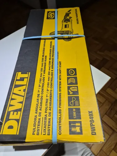 Politriz De Walt 127volts Zero Na caixa Nunca Aberta Garantia