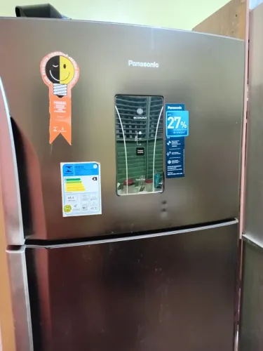 Geladeira Panasonic Frost Free com Econavi