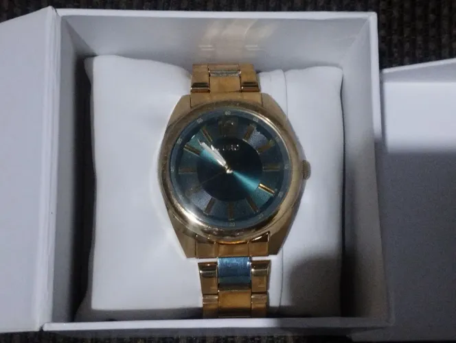 Relógio Euro Dourado