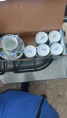 Conjunto de café antigo em porcelana 