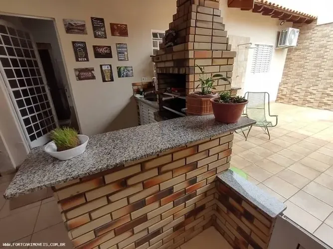 Casa com 3 Quartos e 2 banheiro à Venda, 137m²Jardim Cidália - São Paulo, SP