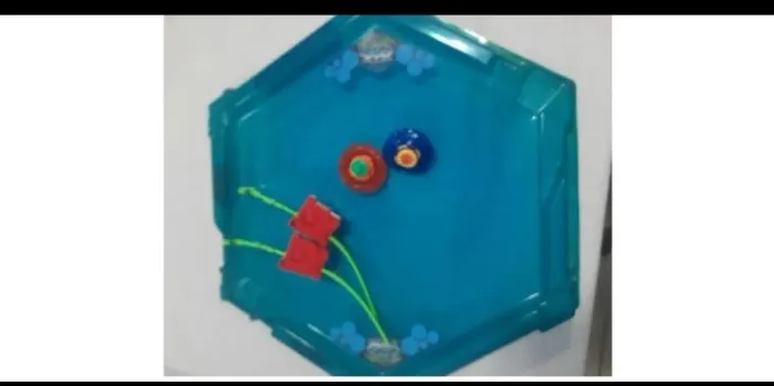 2 Beyblayds