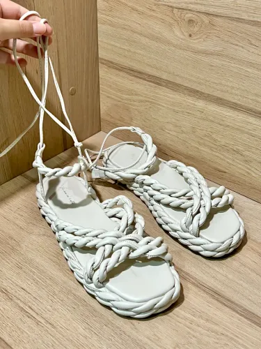 37/38 Sandália Flatform de Couro Trançada - Branco Off