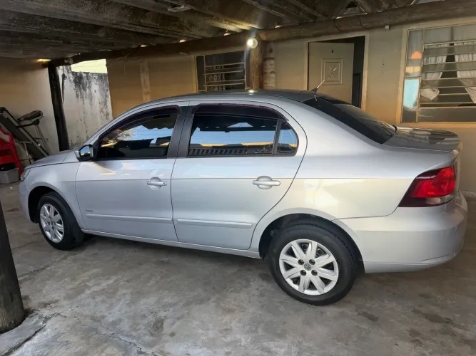 Volkswagen Voyage Trend 1.6 MI Total Flex 8V 4P 2013