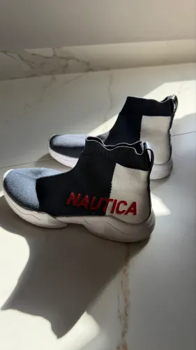 Tênis náutica estilo botinha tecido