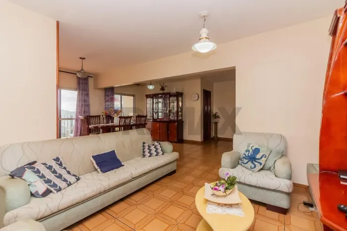 Apartamento 140m² com 3 Dormitórios e 2 Vagas na Vila Carrão