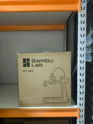 Impressora 3D bambu Lab A1 Mini nova na caixa lacrada