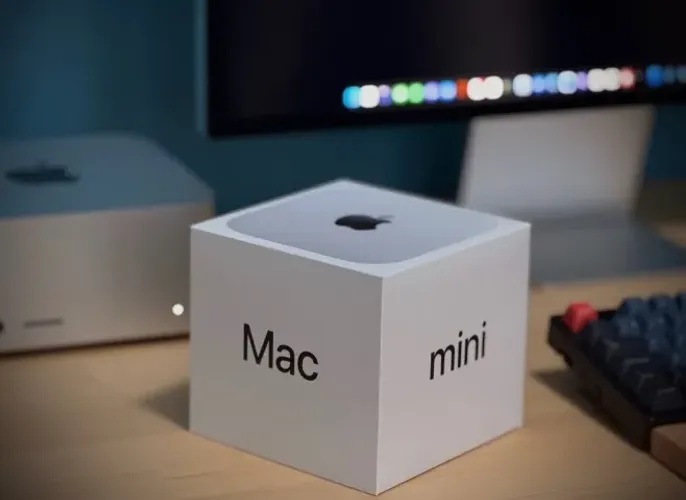 Mac Mini M6