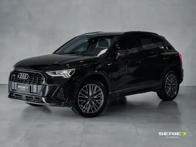 Audi Q3 Perf. Black 2.0 TFSI Tiptr. Quattro 2022
