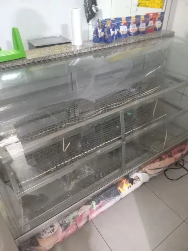 Balcão refrigerado para acougue todo de vidro