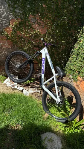 Bicicleta gios 4trix 2023