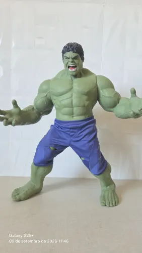 BONECO DO HULK - PEÇA DE COLEÇÃO IMPRESSIONANTE!