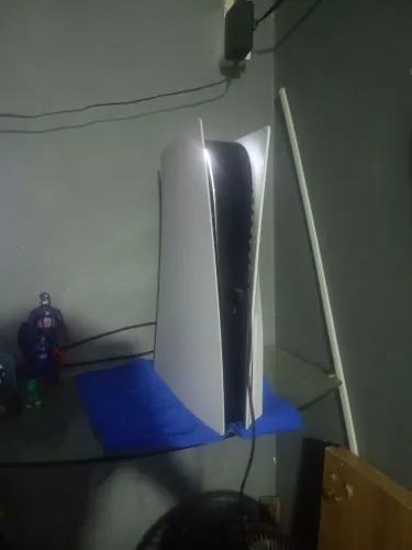 Vende se ps5 sem controle
