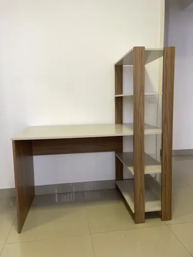 Vendo escrivaninha