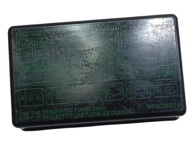 Tampa Caixa Fusiveis Rele Mitsubishi Pajero Sport 1996 2012