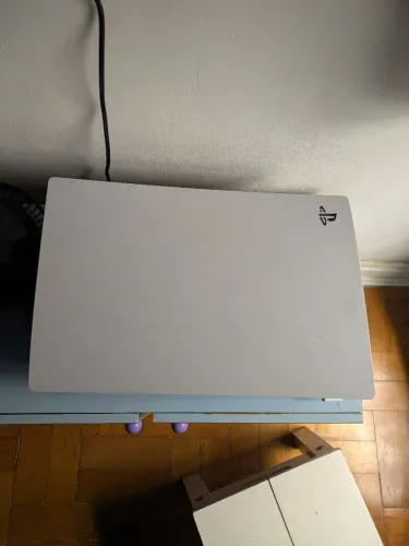 Ps5 2 terá, com mídia física, 2 controles, fone do PS