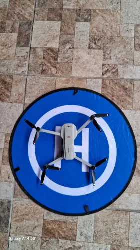 Vende-se pista de pouso de drone. 