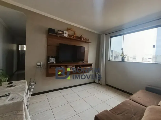 Apartamento no Santos Dumont - 2 Quartos - 2° Andar