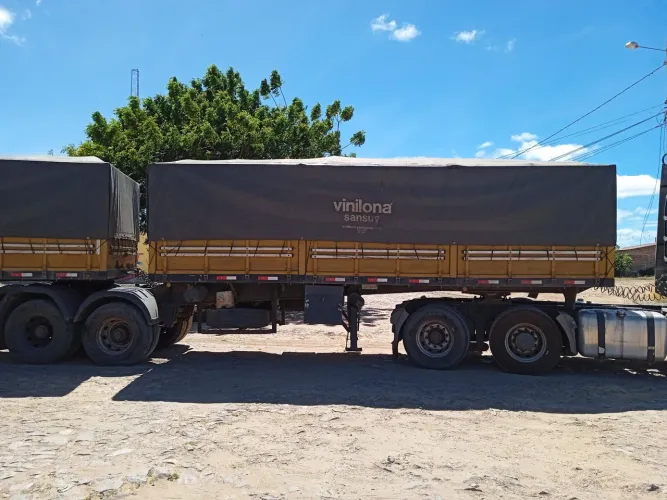 Carreta guerra ano 2005