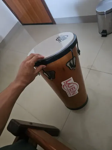 Timba de mão Luen