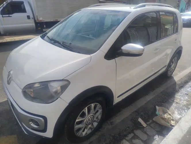 Volkswagen Up! Cross 1.0 T. Flex 12V 5P 2015