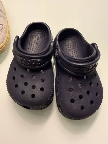 Crocs infantil