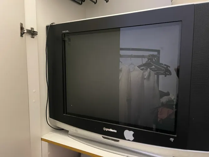 Televisão tubular gradiente - funcionando 