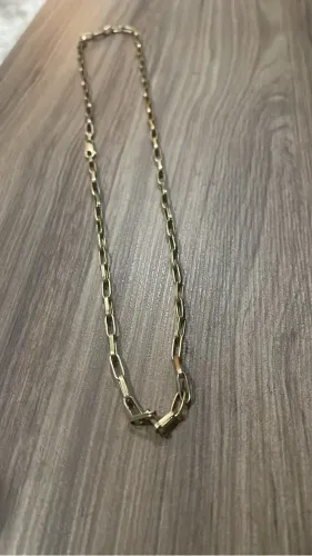 Corrente de ouro tijolinho com pingente 