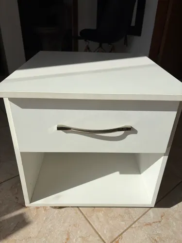 Mesa de cabeceira
