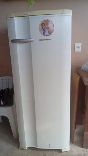 Geladeira Electrolux