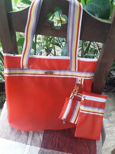 KIT bolsa de praia. Silicone. Totalmente impermeável. Linda.