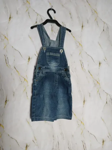 Jardineira jeans infantil articolare